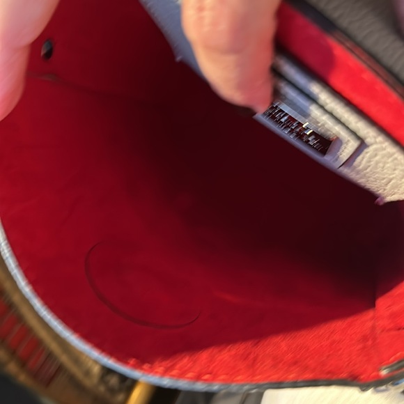 Valentino Crossbody - Picture 5 of 9